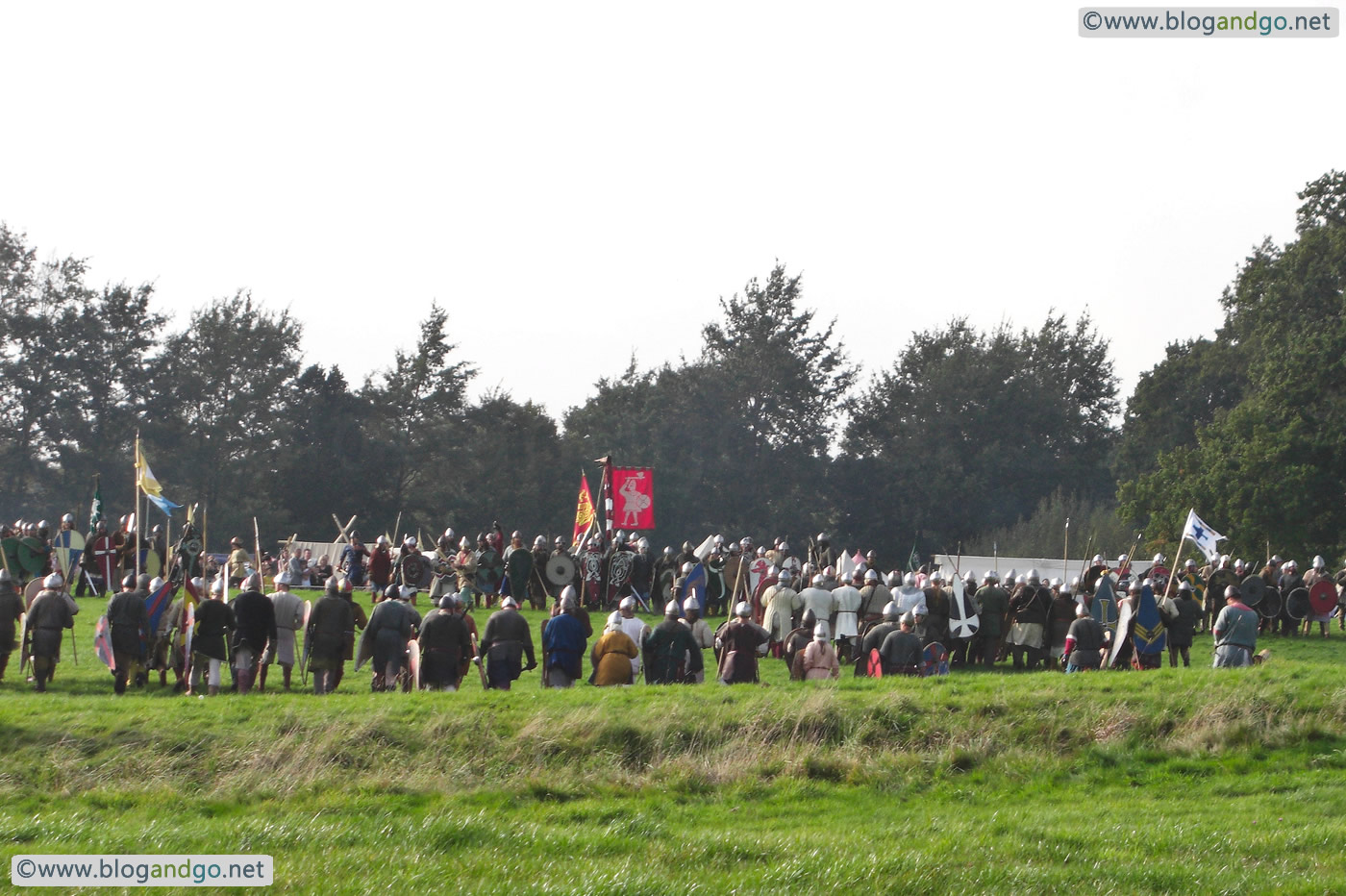 Battle - The Normans advance on King Harold's troops